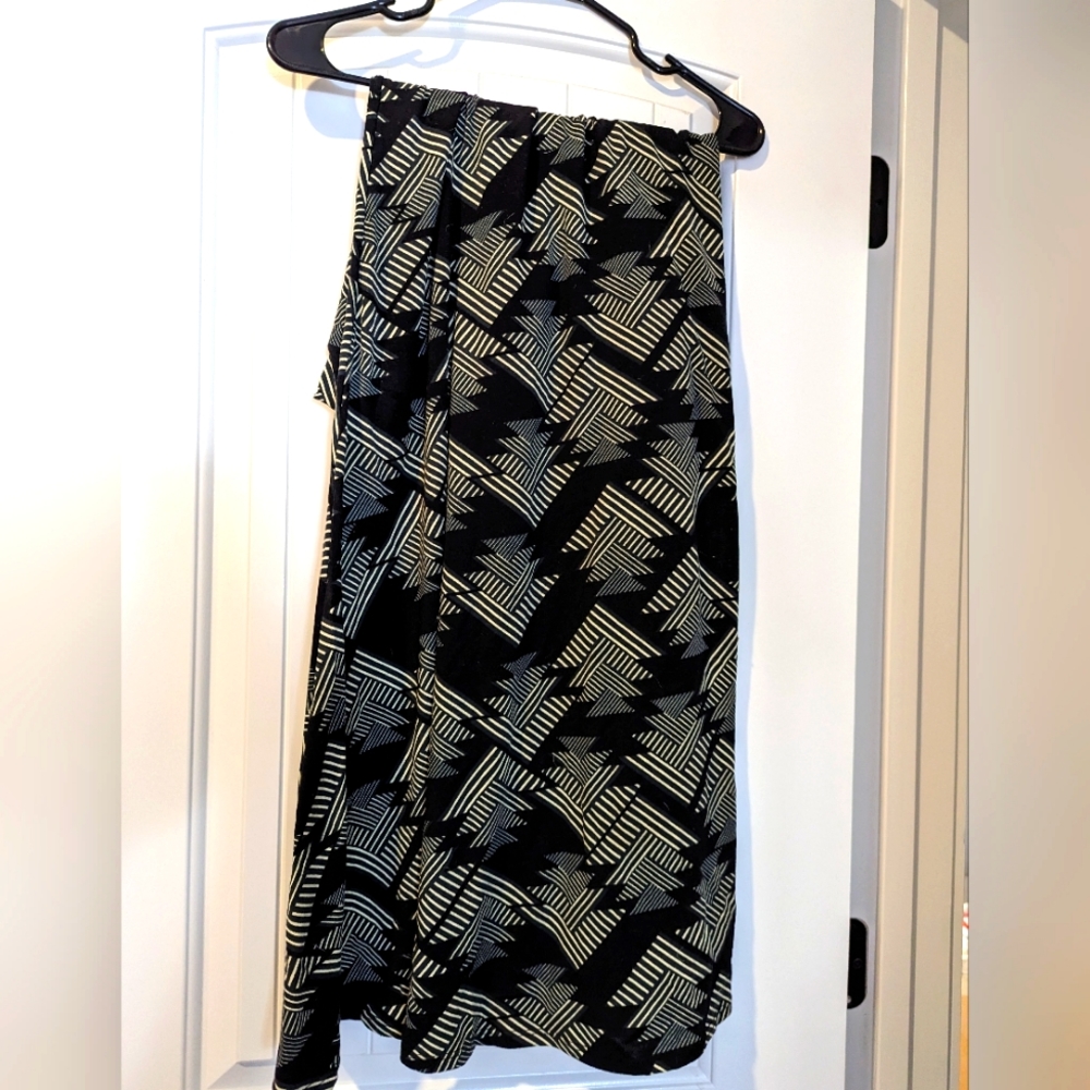 LuLaRoe Maxi Skirt (2xl)